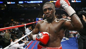 Боксовият шампион Andre Berto иска да се бие в UFC