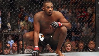 Jon Jones контузен! Двубоят му с Cormier отложен за януари