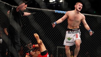 Khabib: Cerrone е фалшив каубой и винаги е пиян