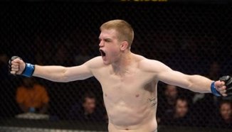 Ross Pearson срещу Evan Dunham в UFC Fight Night 72