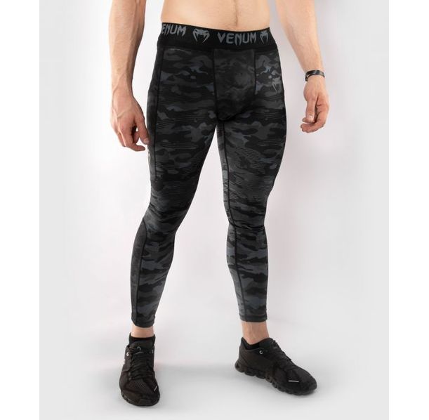 Тренировъчен Клин - Venum Defender Compression Tights/Spats - Dark camo​