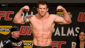 Ryan Bader излиза срещу Glover Teixeira в UFC 160