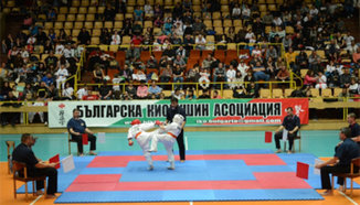 СК "Ичи Геки - Варна" защити отборната си титла на Купа Бургас 2013