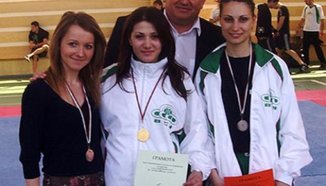 Свободният университет - Варна защити титлата си  по кик-бокс