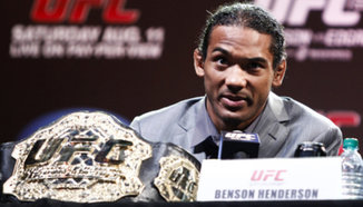 Benson Henderson иска да се бие с Jose Aldo в Бразилия