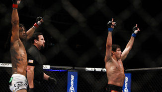 Съдията присъдил победата на Gilbert Melendez е ученик на Cesar Gracie