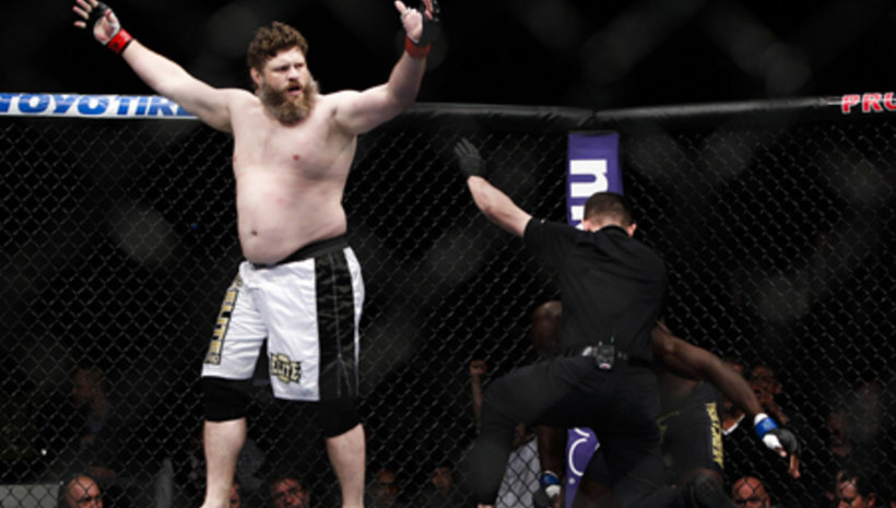 Roy Nelson срещу Daniel Cormier, поне това иска Dana White