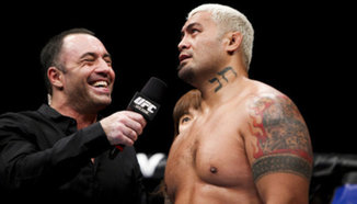 Mark Hunt смята, че JDS ще търси бързо събарянето