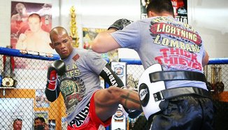 Hector Lombard и Patrick Cote са треньори в TUF: Australia vs Canada