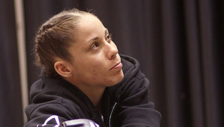 Liz Carmouche: Сержантът