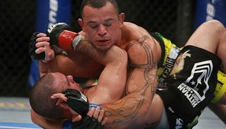 Gleison Tibau среща Michael Johnson в UFC 168