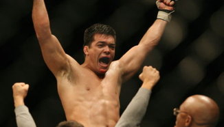 Machida подписа нов договор с UFC