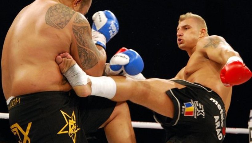Два брутални нокаута в елиминациите на Суперкомбат
