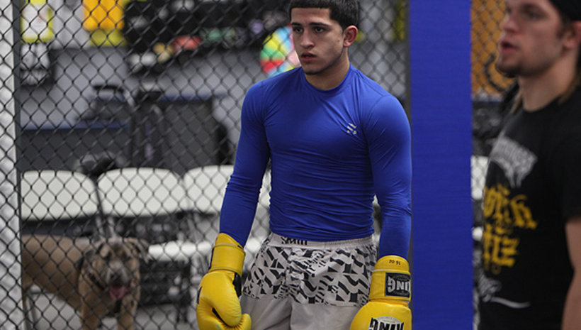 Sergio Pettis срещу Alex Caceres на 25-ти януари