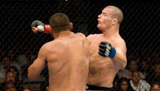 Henderson срещу Franklin в UFC 103