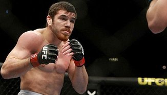 Jim Miller срещу Bobby Green в UFC 172