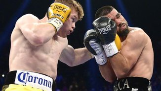 Canelo попиля Angulo