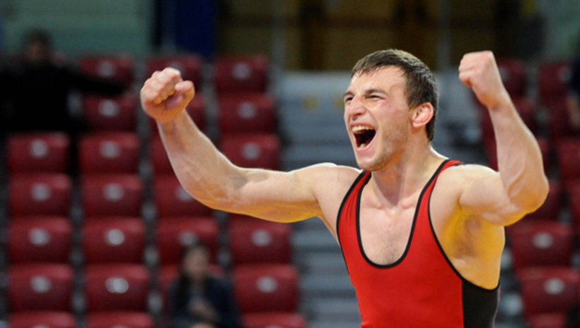 Геройско посрещане за шампиона Костадинов