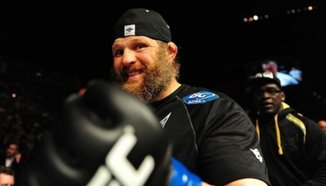 Mark Hunt срещу Roy Nelson на 20-ти септември в Япония