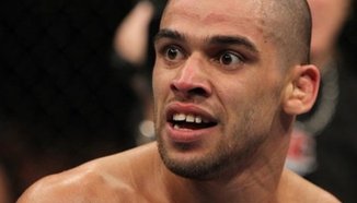 Barao: Dillashaw си въобразява, че е страйкър