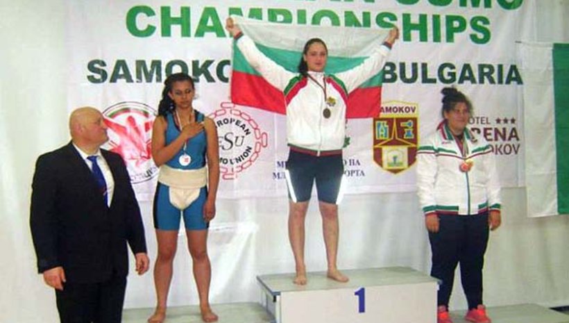 Рос-Мари Маринова триумфира с европейската титла по сумо