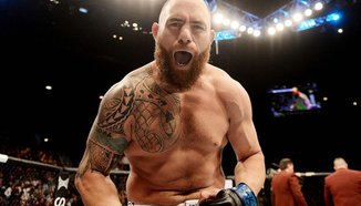 Browne срещу Schaub в UFC 181