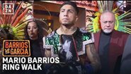 Марио Бариос прави своето ЕПИЧНО влизане на ринга в Ел Ацтека!