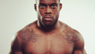 Melvin Manhoef срещу Joe Schilling в Bellator 131