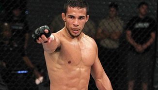 Dennis Bermudez не е доволен от шампионския двубой на MCGregor
