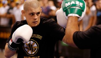 Joe Lauzon срещу Al Iaquinta на 31 януари