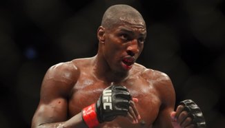 Phil Davis в момента е без договор с UFC