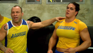 Gabi Garcia отлага дебюта си в ММА