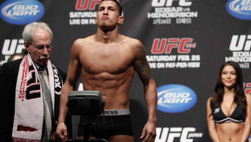 Anthony Pettis отговори на поканата на Henderson