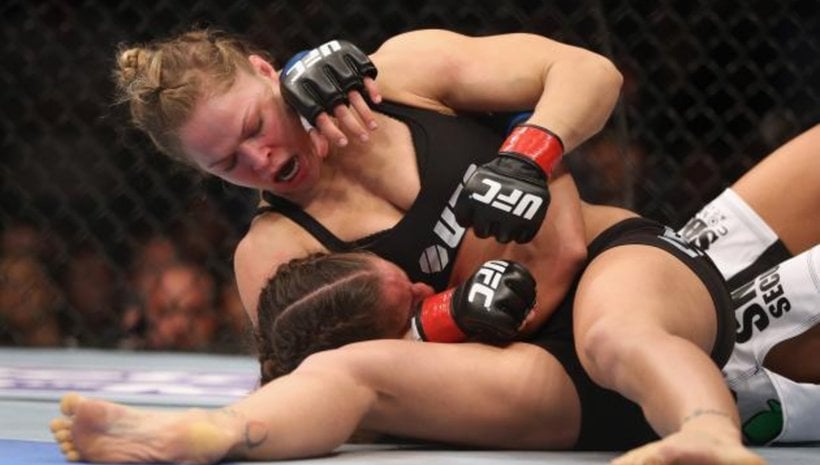 Wal-Mart отказаха да продават биографията на Ronda, била много агресивна