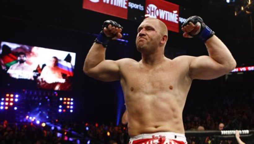 Sergey Kharitonov срещу Kenny Garner в M-1 Challenge