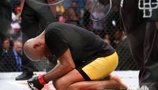 Anderson Silva: Никога не съм имал стероидно тяло