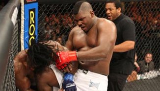 Brett Rogers готов за нов двубой