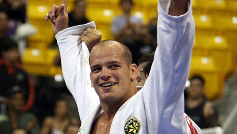 Xande Ribeiro разкритикува даването директно на черен колан на ММА бойците