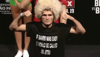 Khabib иска двубой с Pettis, но може и да бие с други двама бойци