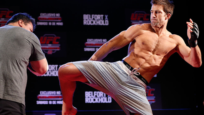 Luke Rockhold: Weidman рита изключително смешно