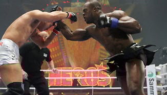 Melvin Manhoef добавен към Dynamite!! 2009