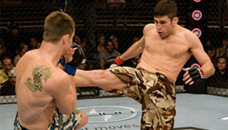 Amir Sadollah срещу Dong Huyn Kim