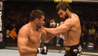 Andrei Arlovski подписа нов договор със Strikeforce