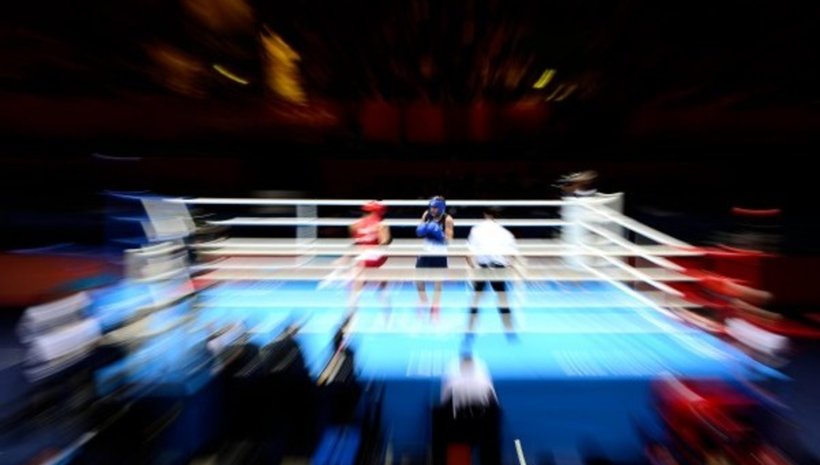 Исметов и Панталеев стартираха с победи на олимпийската квалификация по бокс в Баку
