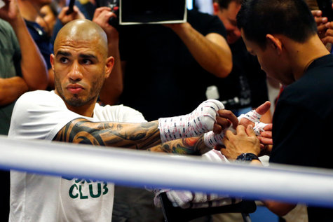 Miguel Cotto загуби последната си битка