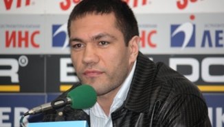 Нова смяна на противника на Кобрата