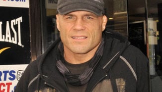 Преговорите за двубоя Couture срещу Toney към края си