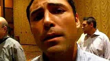 Oscar De La Hoya говори за MMA