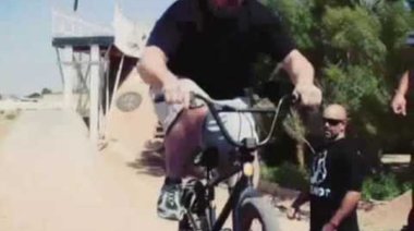 Roy Nelson кара BMX