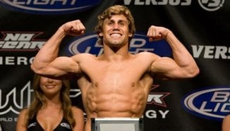 Urijah Faber отпада от участие в WEC 50 поради контузия